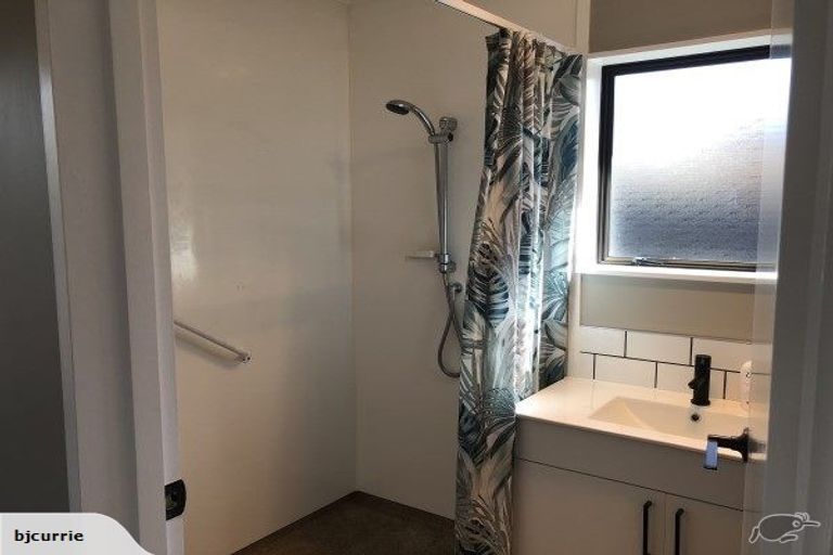 Photo of property in 9b Fairs Road, Milson, Palmerston North, 4414