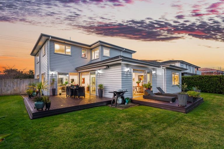 Photo of property in 64 Kaipara Portage Road, Riverhead, 0820
