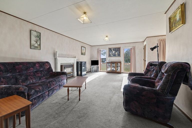 Photo of property in 8a Gainsborough Grove, Highbury, Palmerston North, 4412