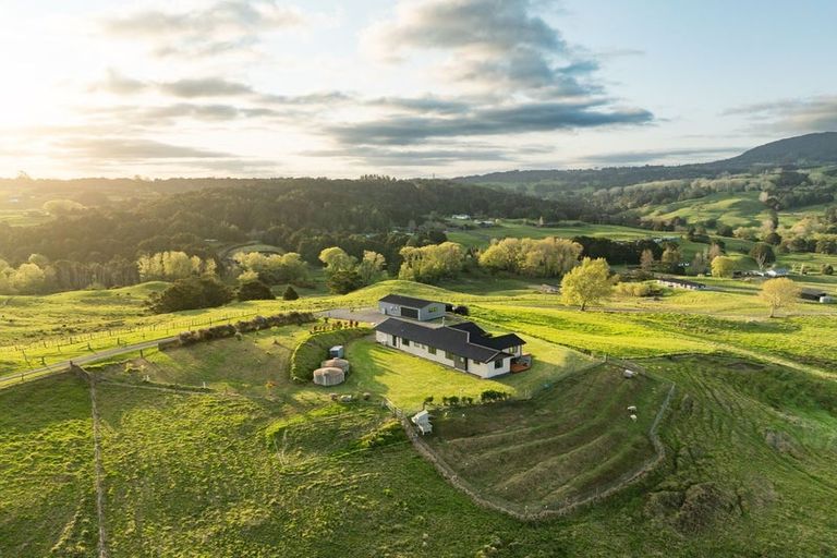 Photo of property in 681 Otaika Valley Road, Maungatapere, Whangarei, 0170