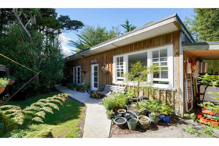 Photo of property in 32 Rakiura Parade, Otatara, Invercargill, 9879