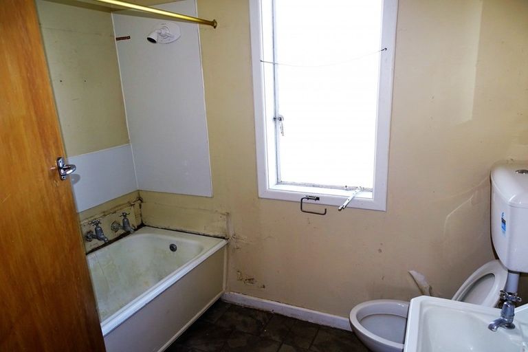 Photo of property in 1/145 Esk Street, Invercargill, 9810