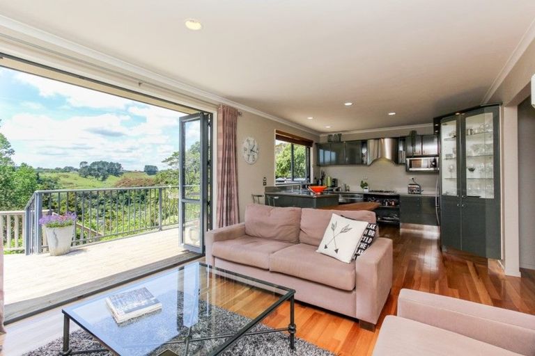Photo of property in 34b Turakina Street, Merrilands, New Plymouth, 4312