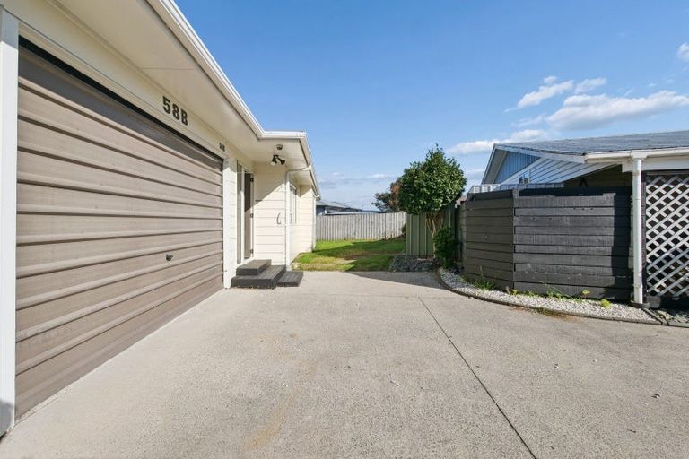 Photo of property in 58b Millers Road, Brookfield, Tauranga, 3110