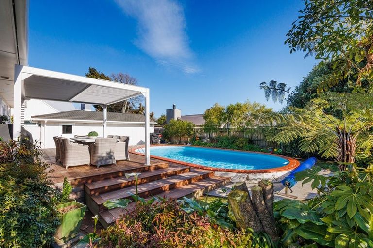 Photo of property in 30 Lincoln Terrace, Hokowhitu, Palmerston North, 4410