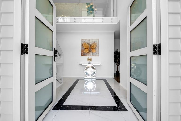 Photo of property in 20 Moville Drive, Flat Bush, Auckland, 2019