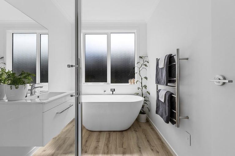 Photo of property in 6 Huriana Crescent, Te Puke, 3119