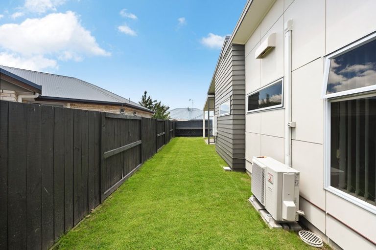 Photo of property in 31 Mickelson Avenue, Rototuna, Hamilton, 3210