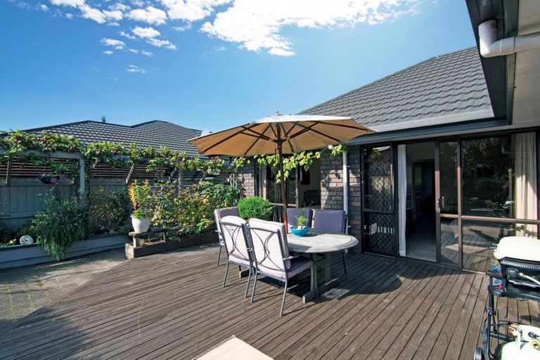 Photo of property in 35 Masefield Street, Stoke, Nelson, 7011