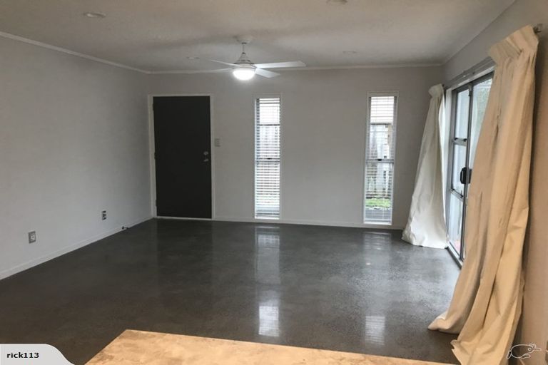 Photo of property in 1/57 Hattaway Avenue, Bucklands Beach, Auckland, 2012