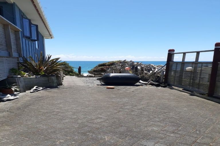 Photo of property in 433 Pukehina Parade, Pukehina, Te Puke, 3189