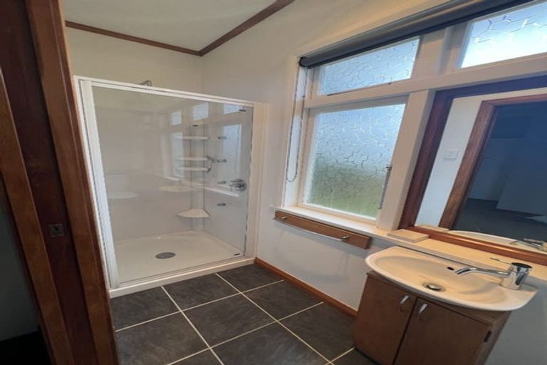 Photo of property in 584 Queen Street East, Levin, 5510