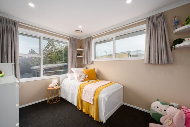 Photo of property in 48 Mark Avenue, Paparangi, Wellington, 6037