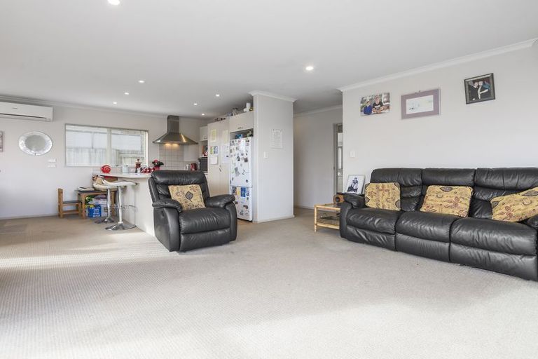 Photo of property in 50 Waikite Road, Welcome Bay, Tauranga, 3112