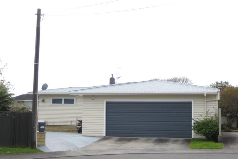 Photo of property in 3 Rarawa Place, Vogeltown, New Plymouth, 4310