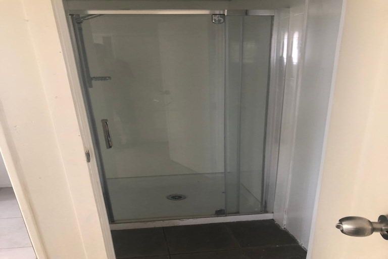 Photo of property in 16 Tironui Station Road East, Papakura, 2112