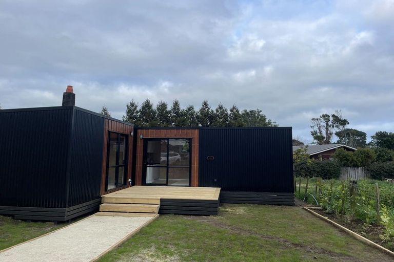 Photo of property in 52 Carthew Street, Okato, 4335