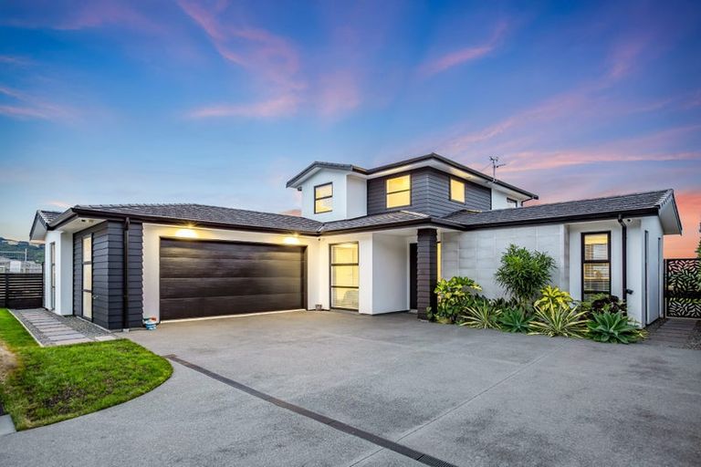 Photo of property in 3 Kaiaho Close, Aotea, Porirua, 5024