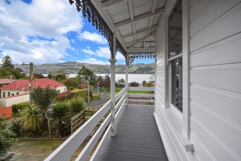 Photo of property in 1 Seddon Street, Ravensbourne, Dunedin, 9022