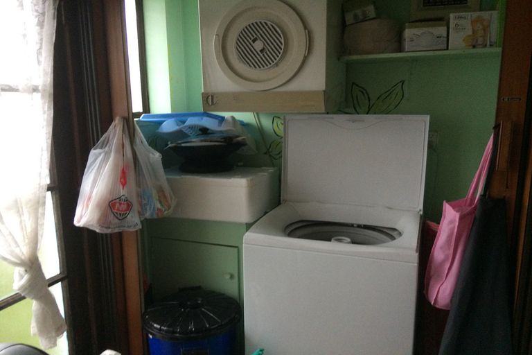 Photo of property in 65c Wesley Street, South Dunedin, Dunedin, 9012