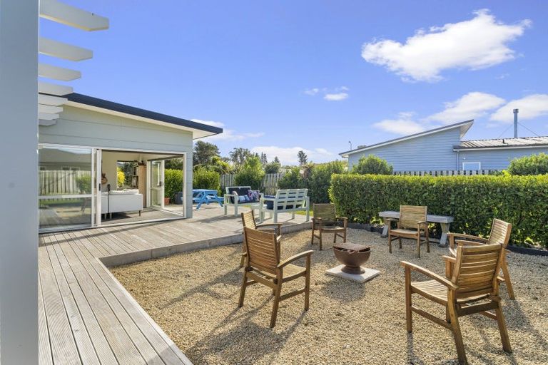 Photo of property in 11 Te Harawira Street, Otaki, 5512