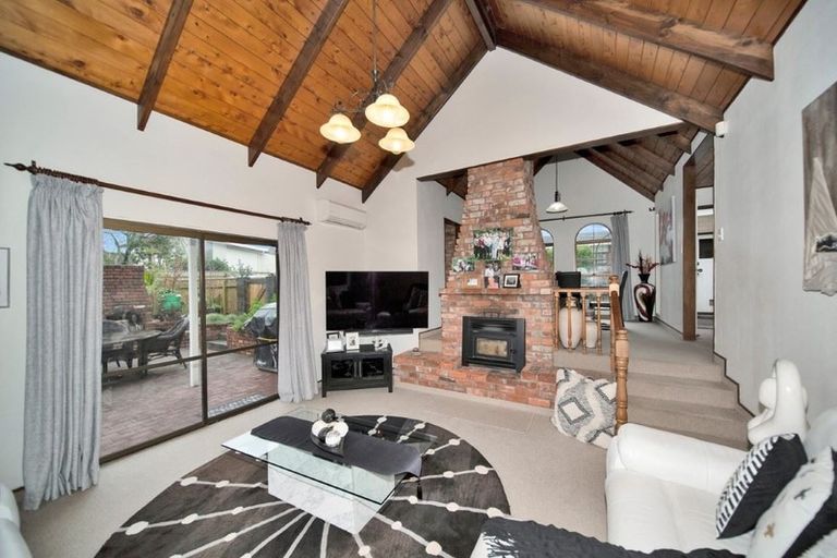 Photo of property in 288e Mangorei Road, Merrilands, New Plymouth, 4312