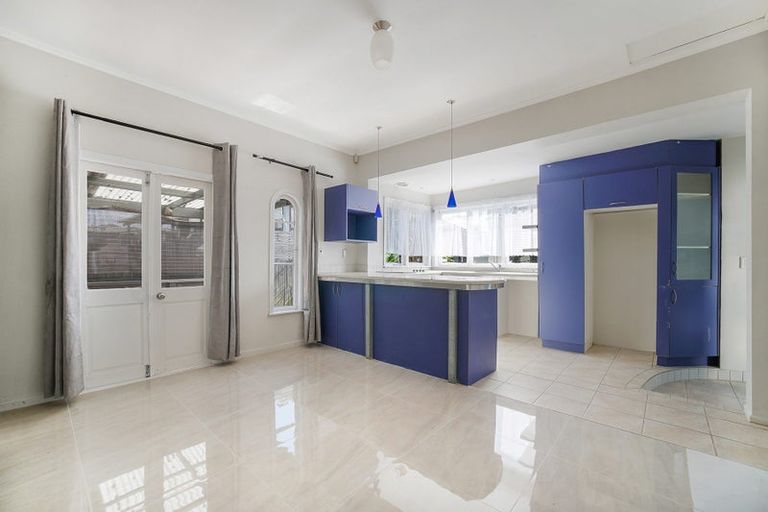 Photo of property in 345 Main Road, Huapai, Kumeu, 0810