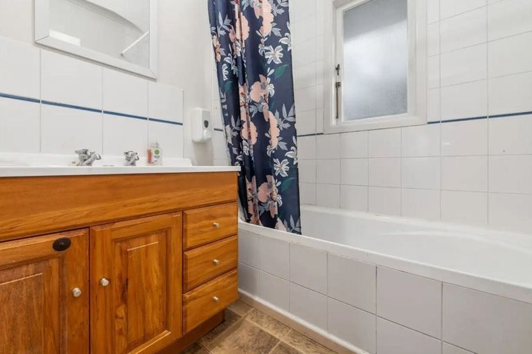 Photo of property in 6 Nikau Street, Springfield, Rotorua, 3015