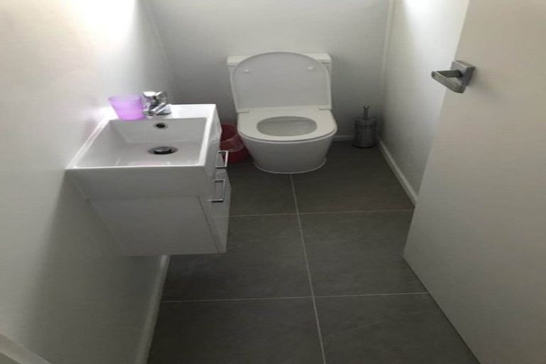 Photo of property in 3/4 Imatra Place, Sunnyhills, Auckland, 2010