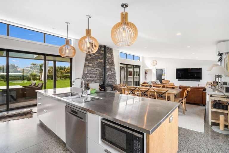 Photo of property in 106b Watt Livingstone Road, Westmere, Whanganui, 4574