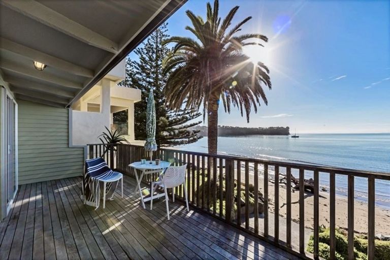 Photo of property in 6/4 Arkles Strand, Arkles Bay, Whangaparaoa, 0932