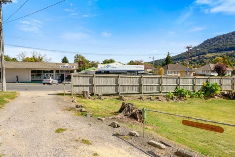 Photo of property in 5 Brookland Road, Western Heights, Rotorua, 3015