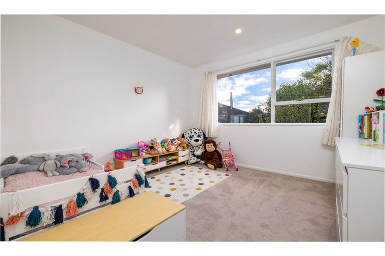 Photo of property in 18 Pateke Place, Bromley, Christchurch, 8062