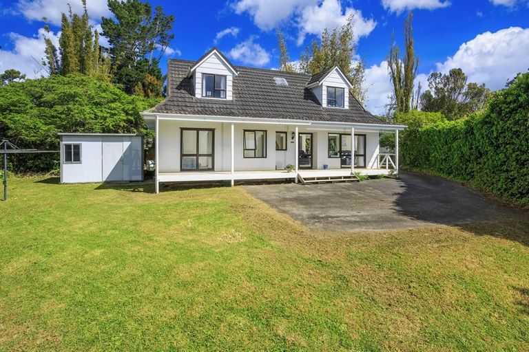 Photo of property in 52a Sunnyside Road, Sunnyvale, Auckland, 0612