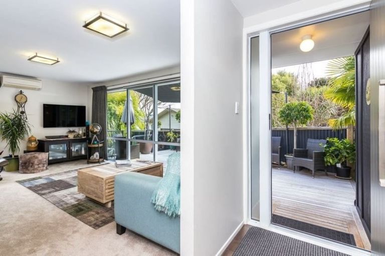 Photo of property in 15 Kurupae Road, Hilltop, Taupo, 3330