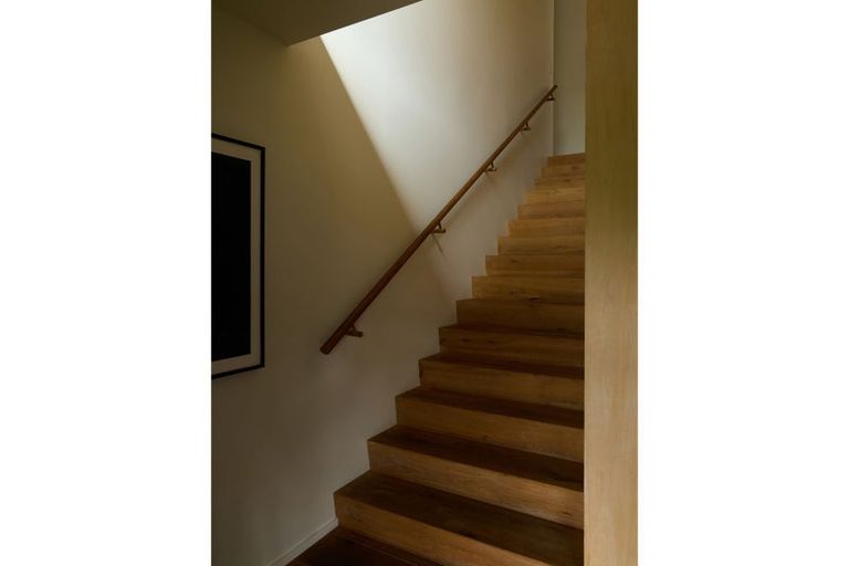 Photo of property in 5 Harkess Lane, Lyttelton, 8082