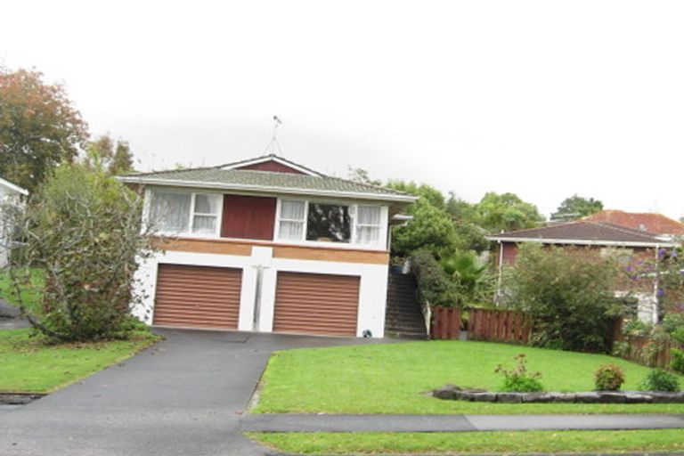 Photo of property in 29 Pooley Street, Pakuranga Heights, Auckland, 2010