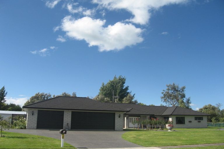 Photo of property in 38 The Oaks Drive, Leamington, Cambridge, 3432