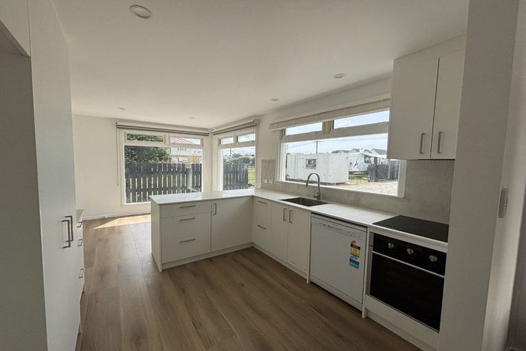 Photo of property in 5 London Street, Eltham, 4322