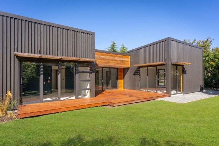 Photo of property in 68 Kuratawhiti Street, Greytown, 5712