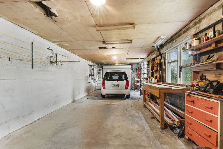 Photo of property in 5 Mascot Street, Tawa, Wellington, 5028