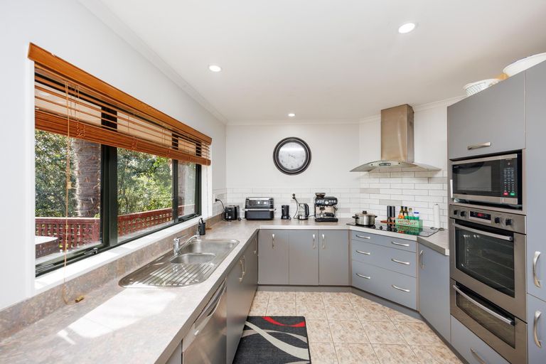 Photo of property in 197 Ruapehu Drive, Fitzherbert, Palmerston North, 4410