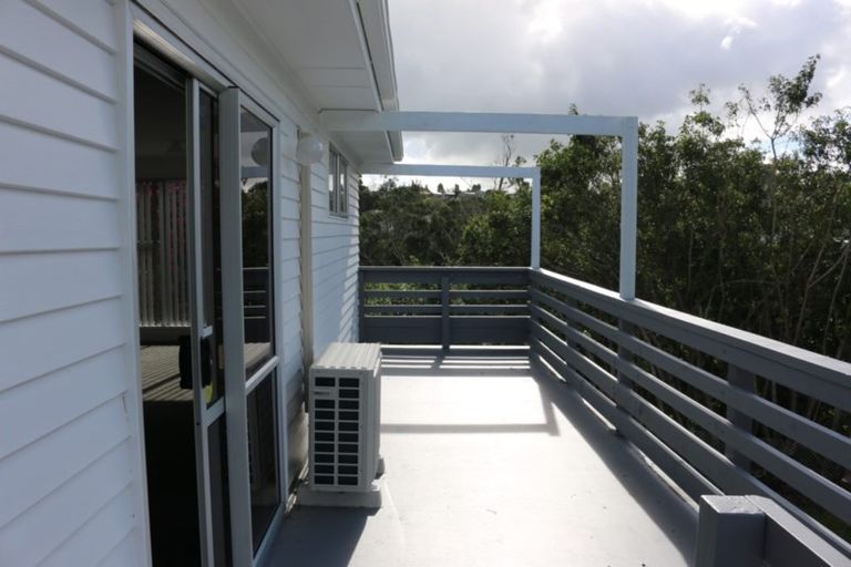 Photo of property in 117 Riverpark Crescent, Henderson, Auckland, 0610