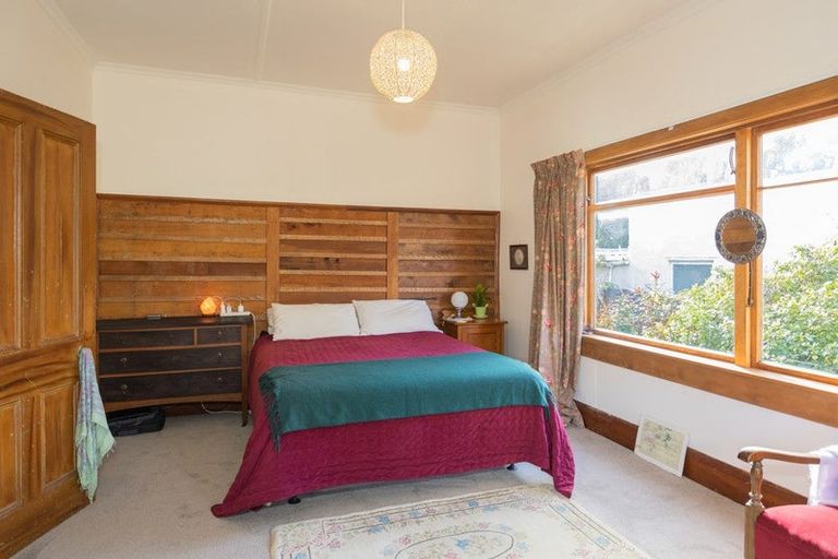 Photo of property in 16 Wellington Street, Enfield, Oamaru, 9491