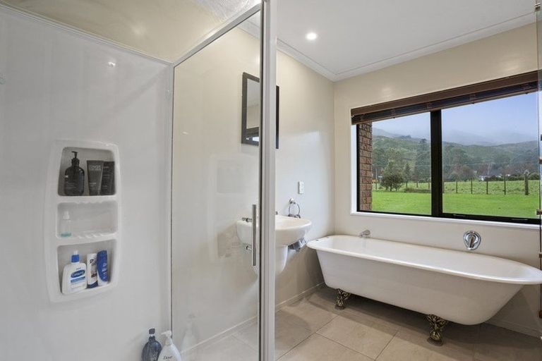 Photo of property in 259 Mangaroa Valley Road, Mangaroa, Upper Hutt, 5371