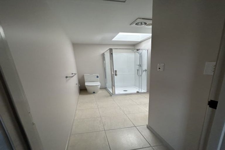 Photo of property in 21 Crawford Avenue, Mangere Bridge, Auckland, 2022