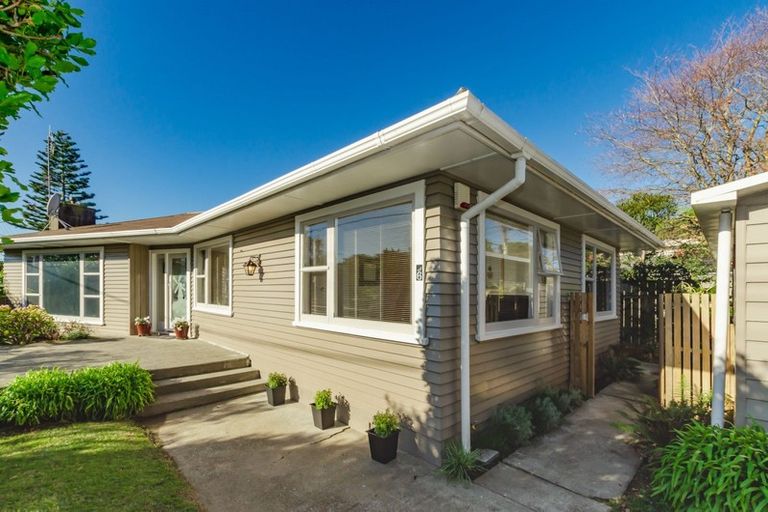 Photo of property in 26 Tutanekai Street, Paraparaumu, 5032