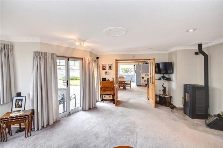 Photo of property in 6 Park Street, Mosgiel, 9024