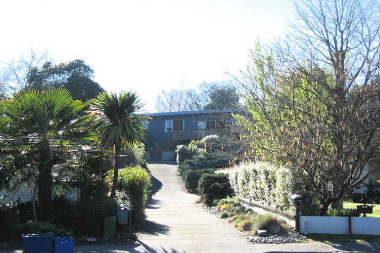 Photo of property in 11 Shortland Place, Havelock North, 4130
