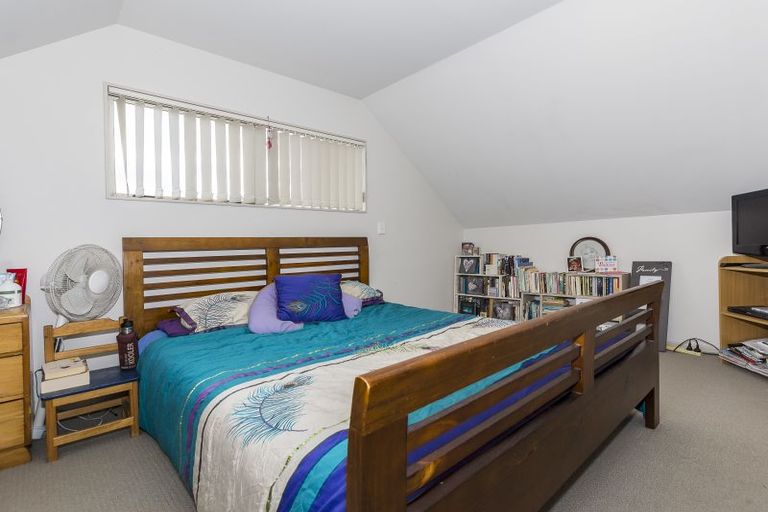 Photo of property in 50 Waikite Road, Welcome Bay, Tauranga, 3112